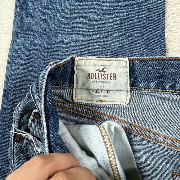 Hollister Men’s Straight Leg Distressed Jeans - Picture 4 of 8